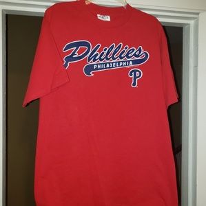 Phillies t shirt sz lg/ unisex